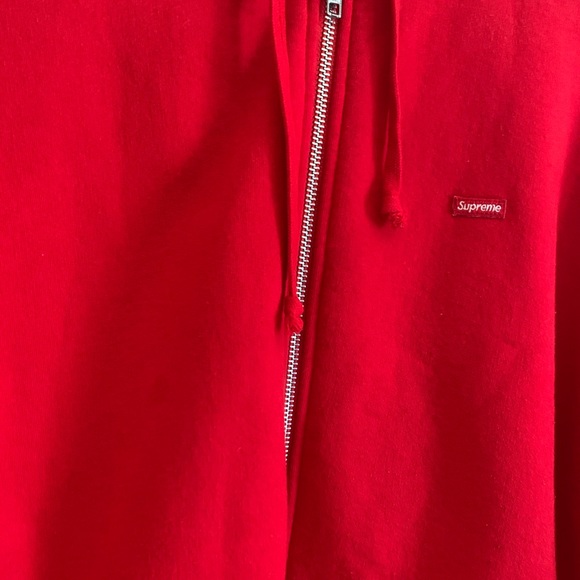 Red Supreme Contrast Zip Up Hoodie - Picture 3 of 9